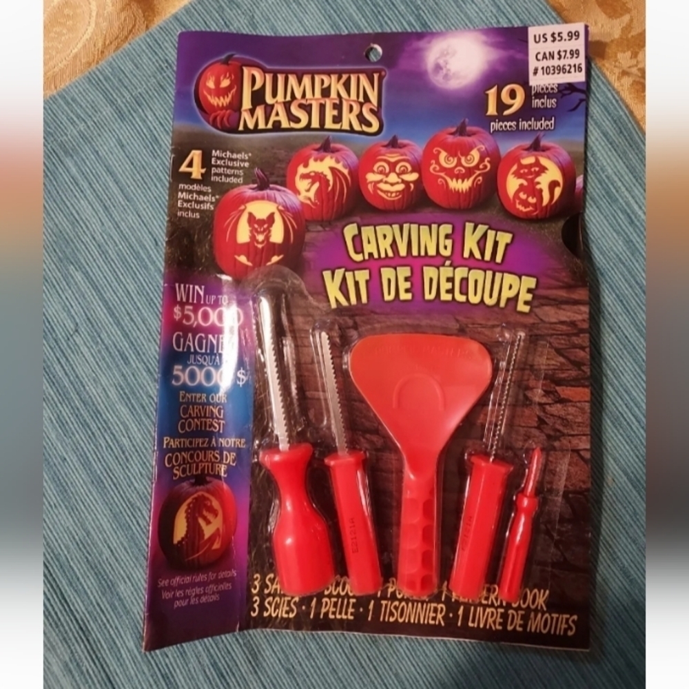 PUMPKIN Masters Pumpkin Carving Kit With 19 Pieces Pattern Book